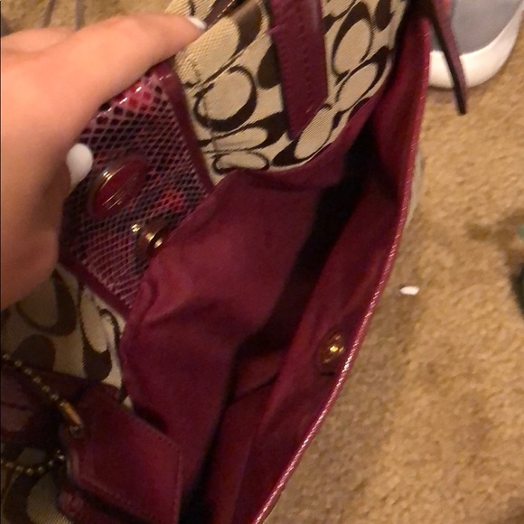 Coach purse   Used twice. Great condition - Picture 4 of 4